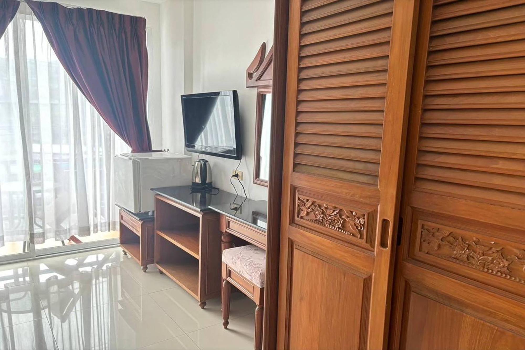 Praew Mansion Hotel Kamala Beach Exterior foto