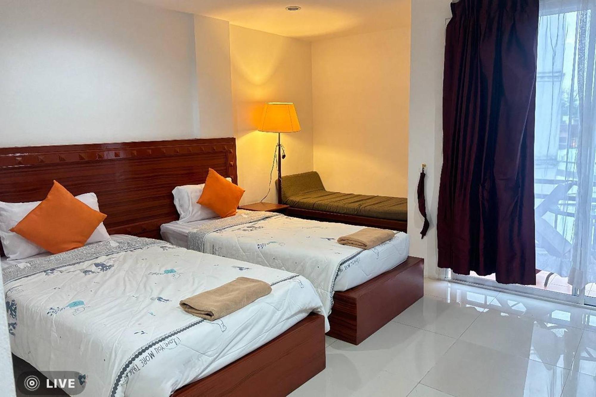 Praew Mansion Hotel Kamala Beach Exterior foto